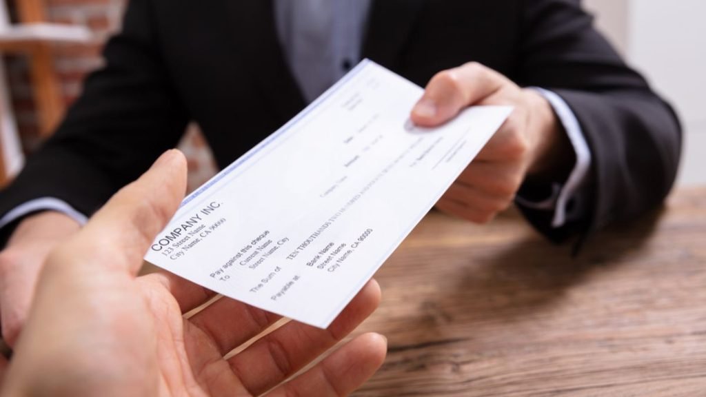 Treat Every Paycheck as Part of a Long-Term Retirement Plan