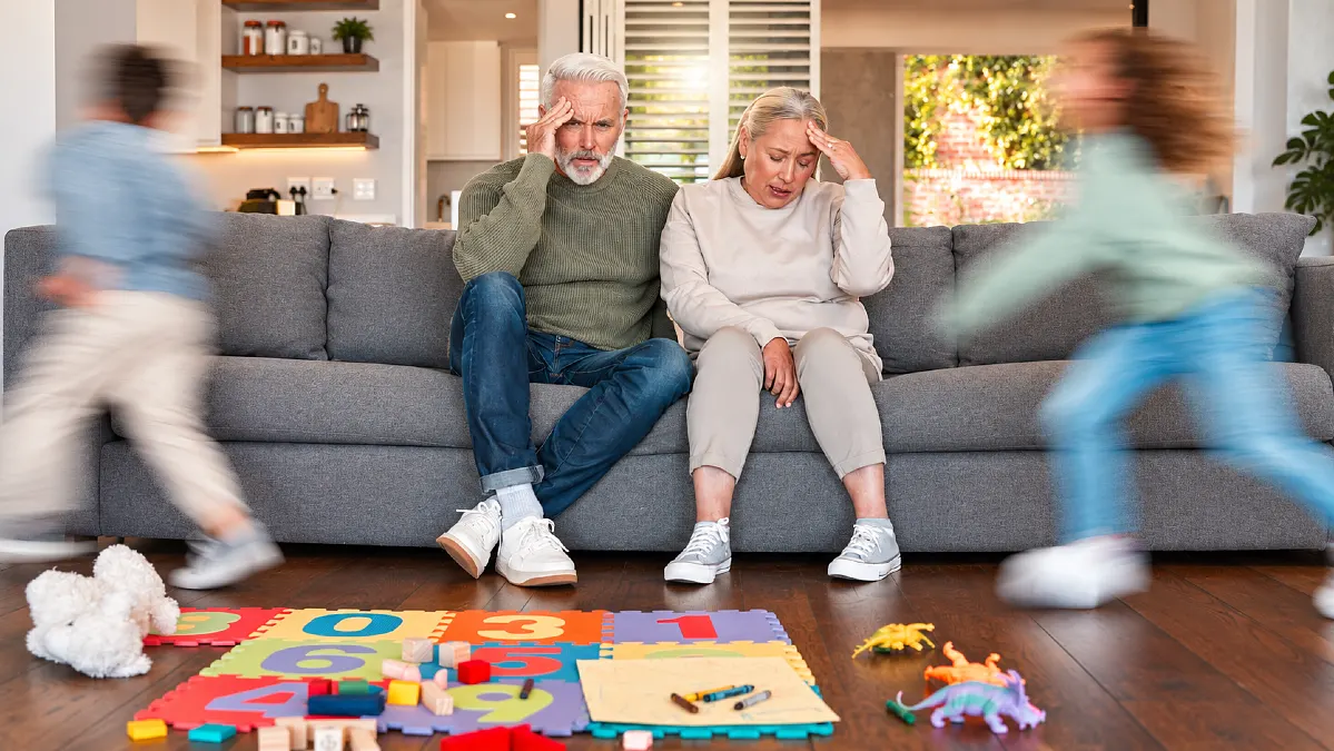Why Wealthy Retirees Quietly Refuse to Relocate Near Their Grandkids